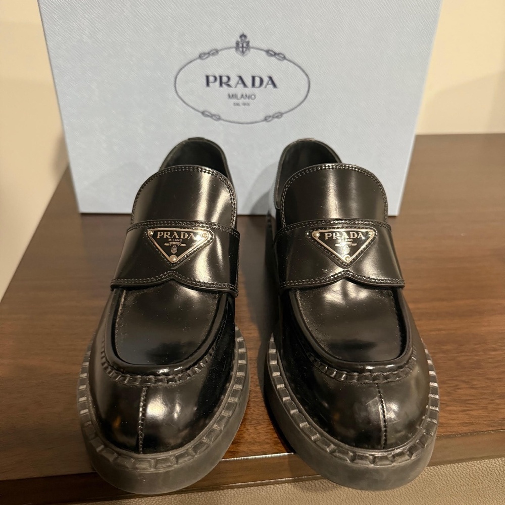Prada triangle loafer- black, like new, size 37.5 (8-8.5)